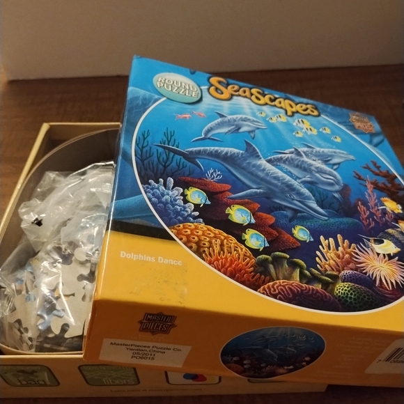 Round jigsaw puzzle, 750 pieces - Picture 2 of 3